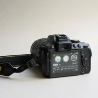 دوربین Nikon d 5300 با لنز 18-140|دوربین عکاسی و فیلم‌برداری|شیراز, شهرک بهار|دیوار