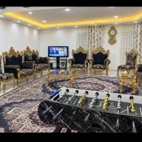 مبلمان سلطنتی ۹ نفره استفاده نشده همراه میز و عسلی
