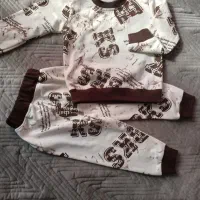 لباس بچگانه