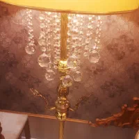 آباژور بسیار تمیز و زیبا|چراغ خواب و آباژور|مشهد, کوی المهدی|دیوار