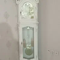 ساعت ایستاده و بوفه نو