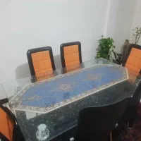 شش عدد صندلی کاملا سالم رویه چرمی و اسکلت استیل