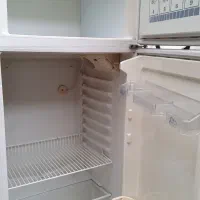 یخچال ۱۴ فوت.سالم بدون زنگ زده گی