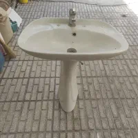 روشویی کاملا سالم و همراه با روشویی