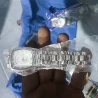 ساعت مچی قدیمی نو باهولوگرام وبسته بندی اصلی شرکت|ساعت|یزد, |دیوار