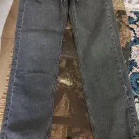 شلوار لی و شومیز درحدنو