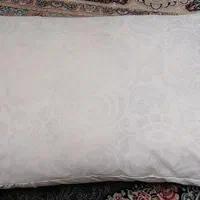 تشک نو با بالشت