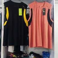 نیم تنه تاپ حلقه ای شلوارک|لباس|رشت, ساغری سازان|دیوار