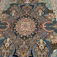 فرش سرمه ای تمیز درحد نو