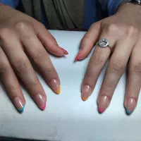 کاشت ناخون کراتین و فر شش ماهه و کف سابی|خدمات آرایشگری و زیبایی|سبزوار, فقیه سبزواری|دیوار