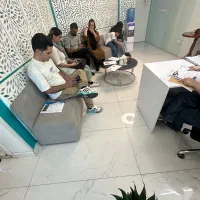 ۲ نفر دکتر دندانپزشک ایمپلنت یا اندو تسویه روزانه|استخدام درمانی، زیبایی، بهداشتی|تهران, جردن|دیوار