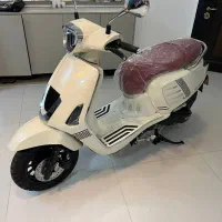 Tucan vespa|موتورسیکلت|ساری, |دیوار