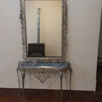 آینه کنسول و شمعدان