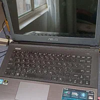 لپ تاب ASUS در حد نو تخفیف پای معامله