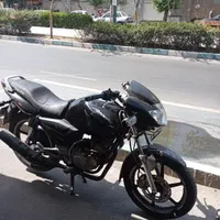 آپاچی ۱۵۰ رنگ مشکی