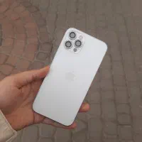 آیفون ۱۲ پرو پلمپ سفید