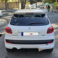 پژو ۲۰۷ مدل ۱۴۰۲ مشابه صفر|خودرو سواری و وانت|شاهین‌شهر, خبرنگار|دیوار