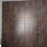 کمد دیواری کاملا نو و سالم بفروش میرسد