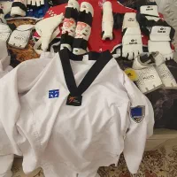 لباس سایز۱۸۰ تجهیزات تکوانددرحدنوروپایی الکترونیکی