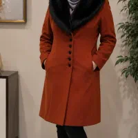 پوشاک زنانه