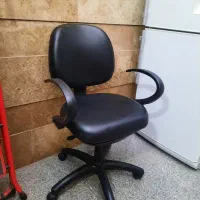 صندلی چرخدار اداری