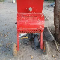 فروش یک دستگاه یونجه خرد کن تک فاز