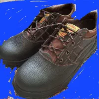 کفش ایمنی نو سایز ۴۲ قیمت ۵۰۰|کیف، کفش، کمربند|ساوه, |دیوار