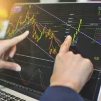 استخدام تحلیل گر ارشد فارکس