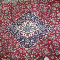 یک فرش 9 متری دست باف بافت نجف اباد