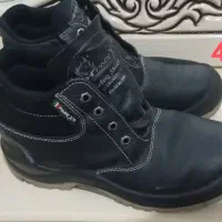 کفش کار نو