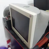 مانیتور crt دست دوم ۱۷ اینچ