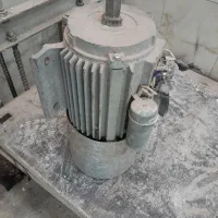 موتور بالابر و|ماشین‌آلات صنعتی|بروجن, |دیوار