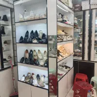 فروش ویترین مغازه کفش فروشی|فروشگاه و مغازه|سیرجان, |دیوار