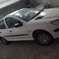 ماشین ۲۰۶ اس دی v8 کم کارکرد و فنی سالم در حد صفر