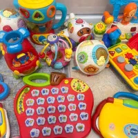 اسباب بازی برندخارجی وموزیکال تولوویتک هولی تویز