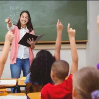 تدریس دروس در همه مقاطع تحصیلی