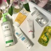 بازاریاب حرفه ای خانم برای داروخانه ها