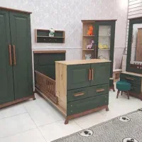 تخت و کمد نوزاد|تخت و صندلی بچه|اراک, |دیوار