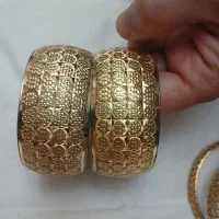 النگو  طلا روس|بدلیجات|نیشابور, محله میدان باغات|دیوار