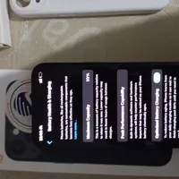 iPhone 13normal|موبایل|کرج, کلاک نو|دیوار