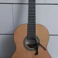 گیتار کاملا نو فروش فوری