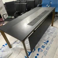 میز مدیریت و میز کارمندی وسایر لوازم اداری