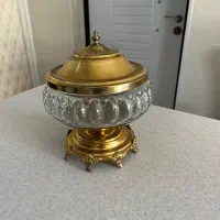 ظرف  بسیار قدیمی  گز یا شکلات خوری