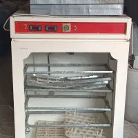 دستگاه جوجه کشی