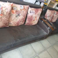 مبل ۵ نفره همراه با میز