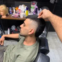 کوتاهی مو خدمات آرایشی بهداشتی