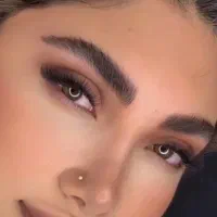 آموزش و خدمات میکروبلیدینگ ابرو (بانوان)