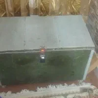 صندوق یخدان قدیمی با روکش آلمینیومی