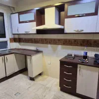 ۴.۵ متر کابینت دیواری و ۵.۵ متر کابینت زمینی