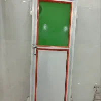 یه درب آلومینیوم بزرگ ‌ویه سرویسی|مصالح و تجهیزات ساختمان|مشهد, رده|دیوار